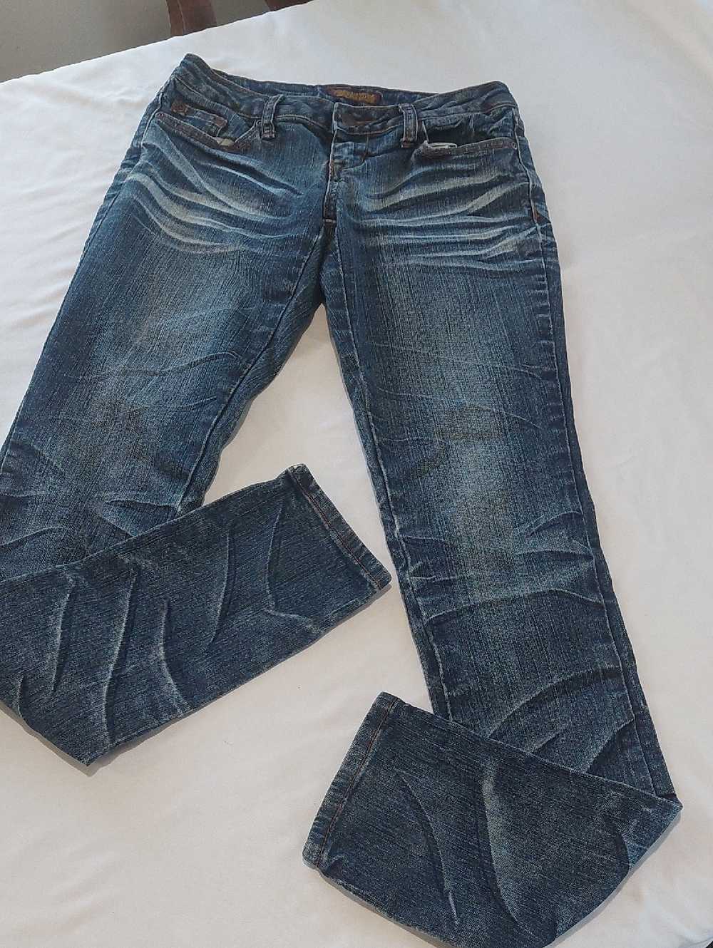 Zana Di  Women's Straight Leg Jeans in Dark Blue Wash.Size 3